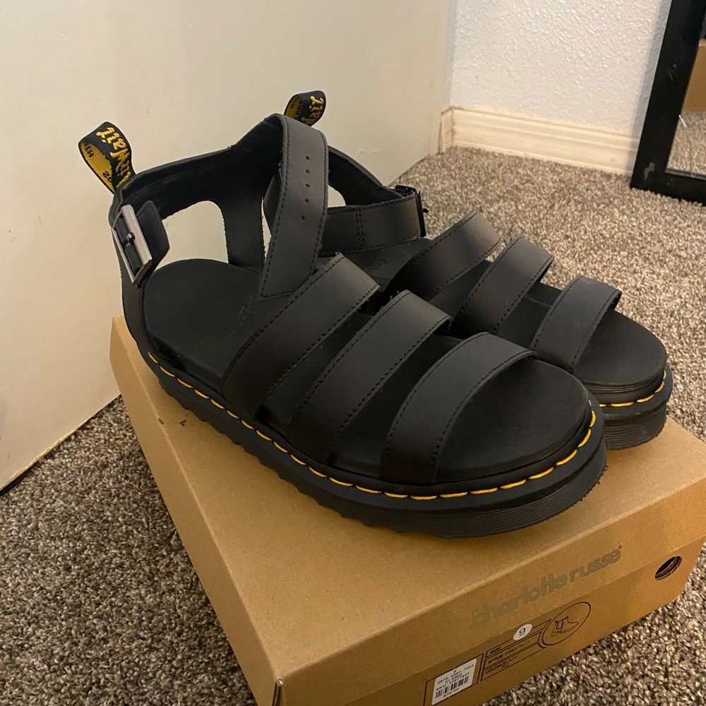 Brand new, fits more like a 10